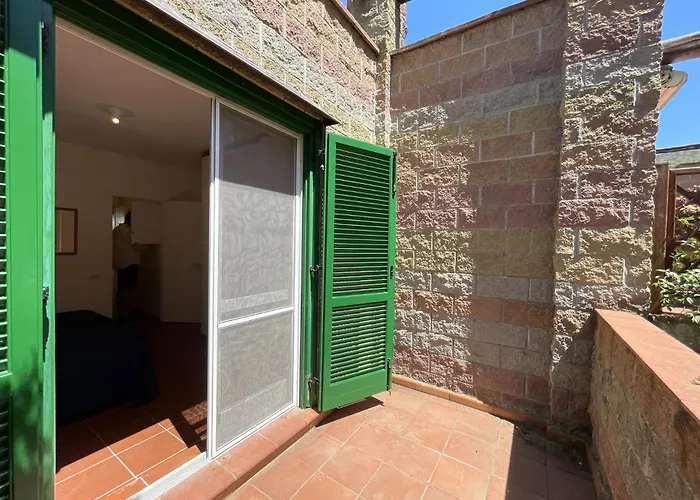 Sant'anna Del Volterraio - I Lecci 3 Bagnaia (Livorno)